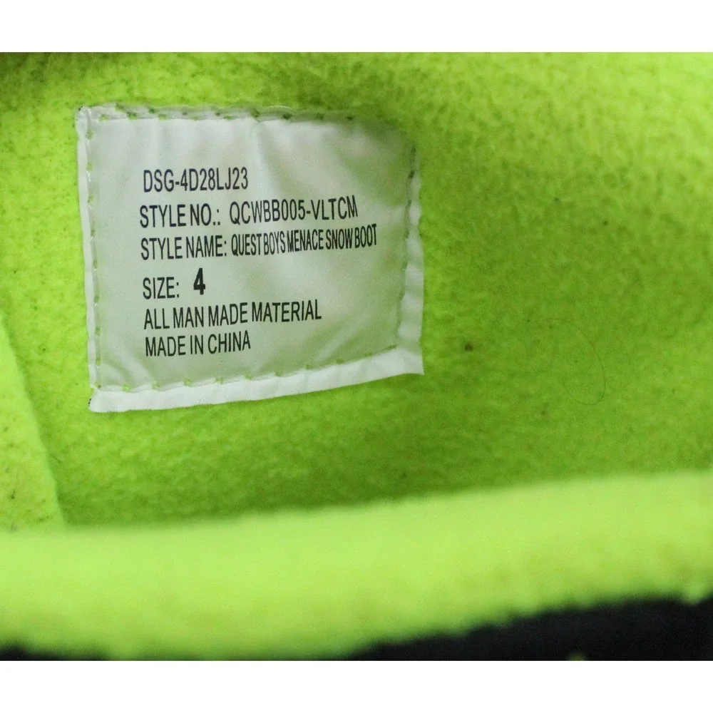 Quest Boys Menace Snow Boots Black Volt Green Size 4 QCWBB005-VLTCM Winter Gear
